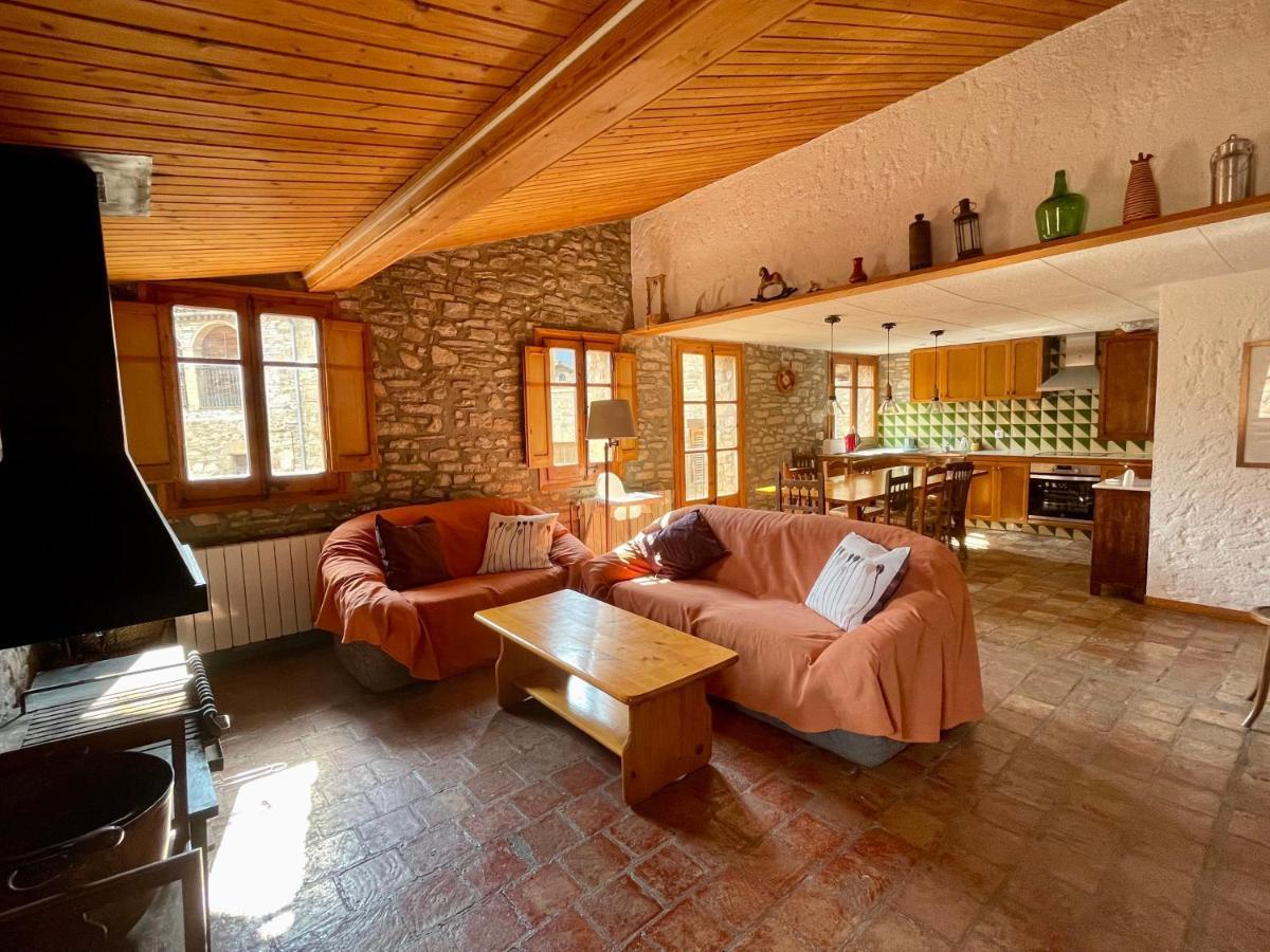 Apartamento Rural Con Encanto Can Salvador Borreda Luaran gambar