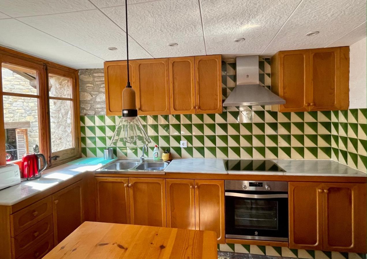 Apartamento Rural Con Encanto Can Salvador Borreda Luaran gambar